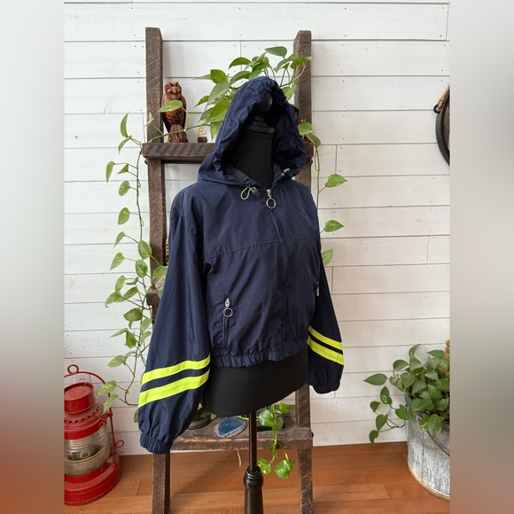 New Look Navy Raincoat with Yellow Stripes - Picture 12 of 17